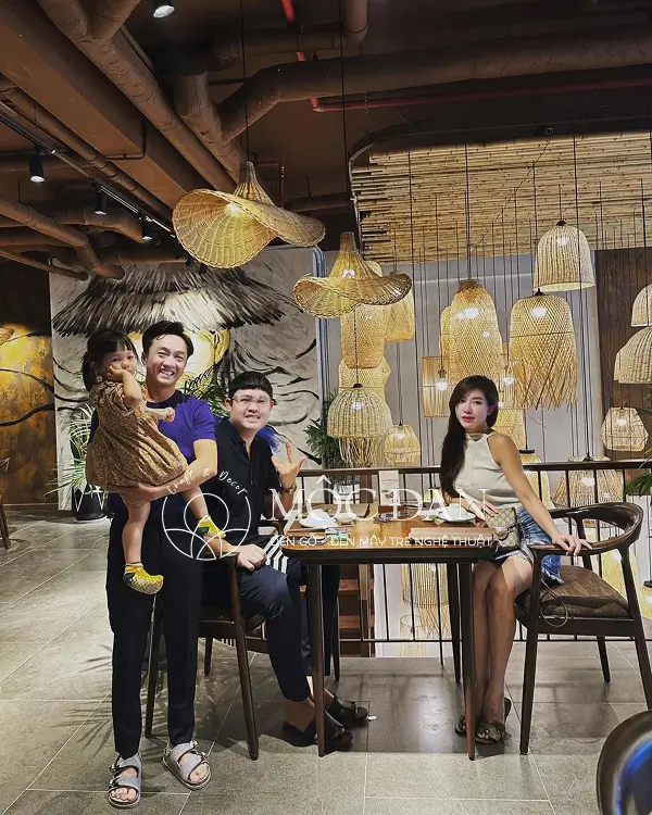 den may non phu thuy